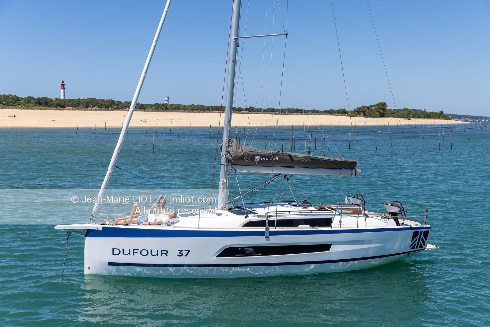 DUFOUR YACHTS 2022 - DUFOUR 37