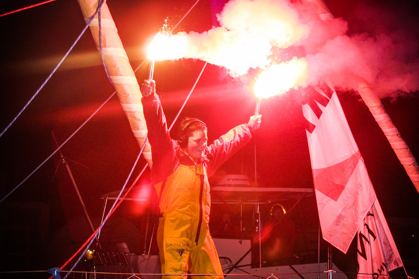 ARRIVEE ELLEN MACARTHUR - 2E