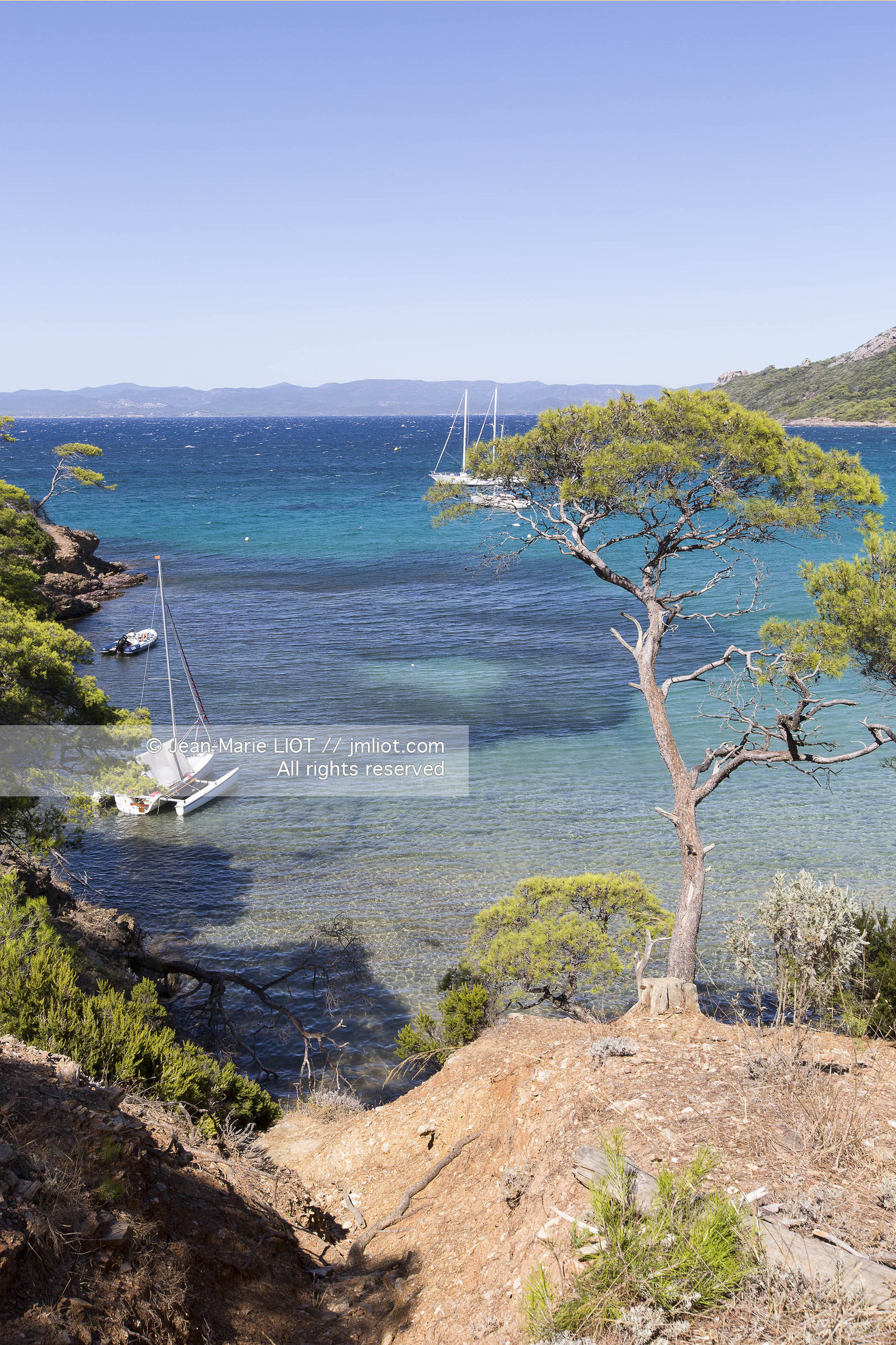 Aout 2015 mouillage à Porquerolles, découverte de l'île..Photos © JEAN-MARIE LIOT - www.jmliot.com