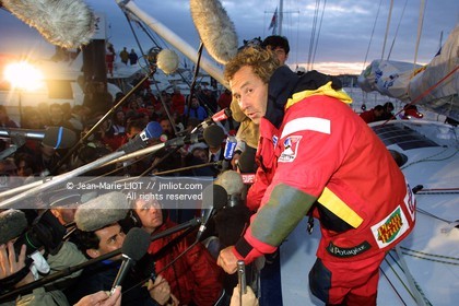 VENDEE GLOBE 2001- ROLAND JOURDAIN ARRIVAL