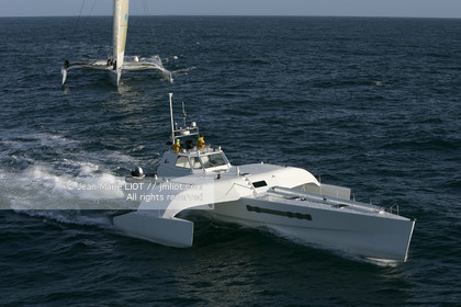 .Ocean Alchimist, Olivier de Kersauzon, off Ouessant, on december 29, 2004, Photo Jean-Marie LIOT - www.jmliot.com.