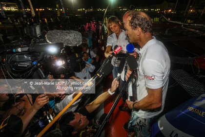 ROUTE DU RHUM 2010 - ARRIVEE DE FRANCIS JOYON