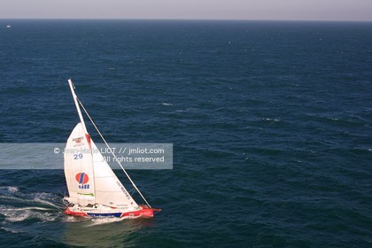 VENDEE GLOBE 2001- ROLAND JOURDAIN ARRIVAL
