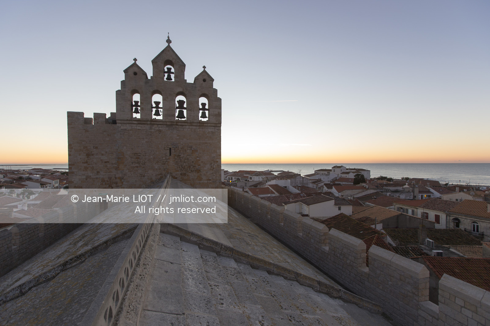 VOILE MAGAZINE - 100 MILLES A BORD - DELPHIA 34