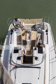 Ile de Ré, 23 09 2015, pour le chantier Jeanneau, le nouveau Jeanneau Sun Odyssey 419. Photo © Jean-Marie LIOT   Jeanneau