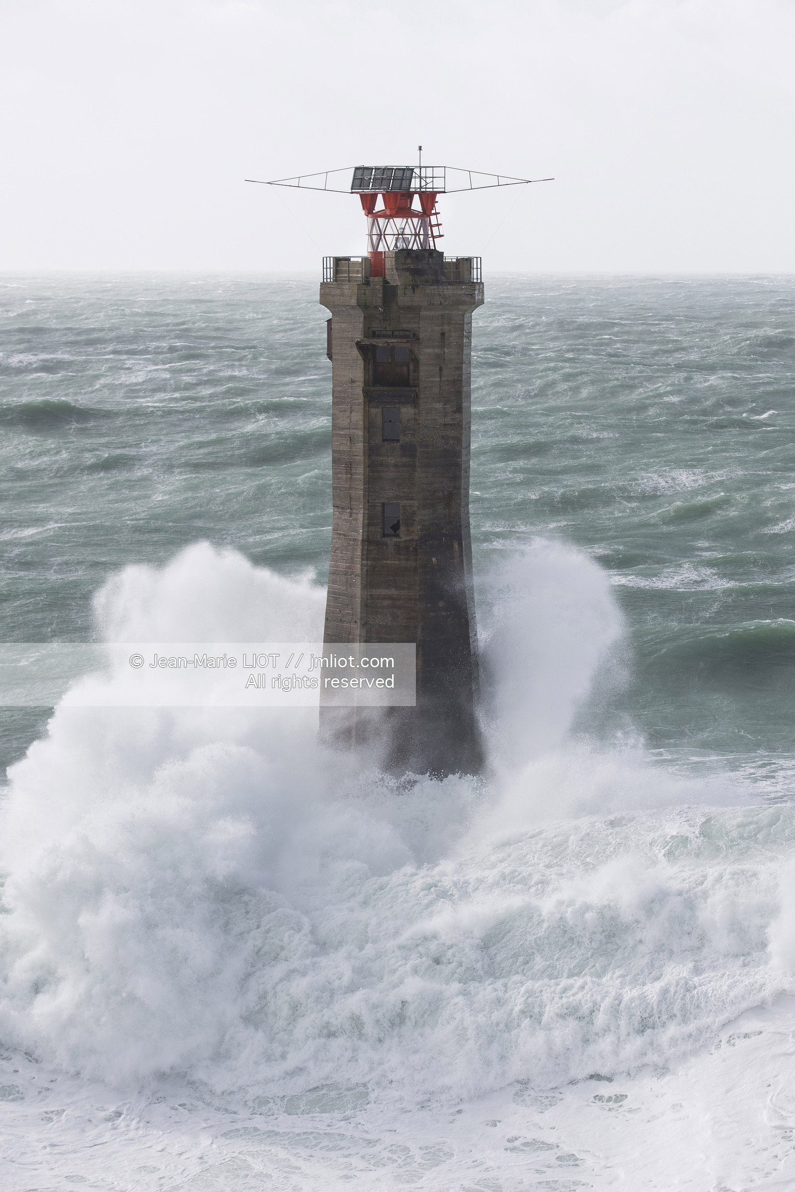 Les phares d'Iroise dans la tempête Ruth