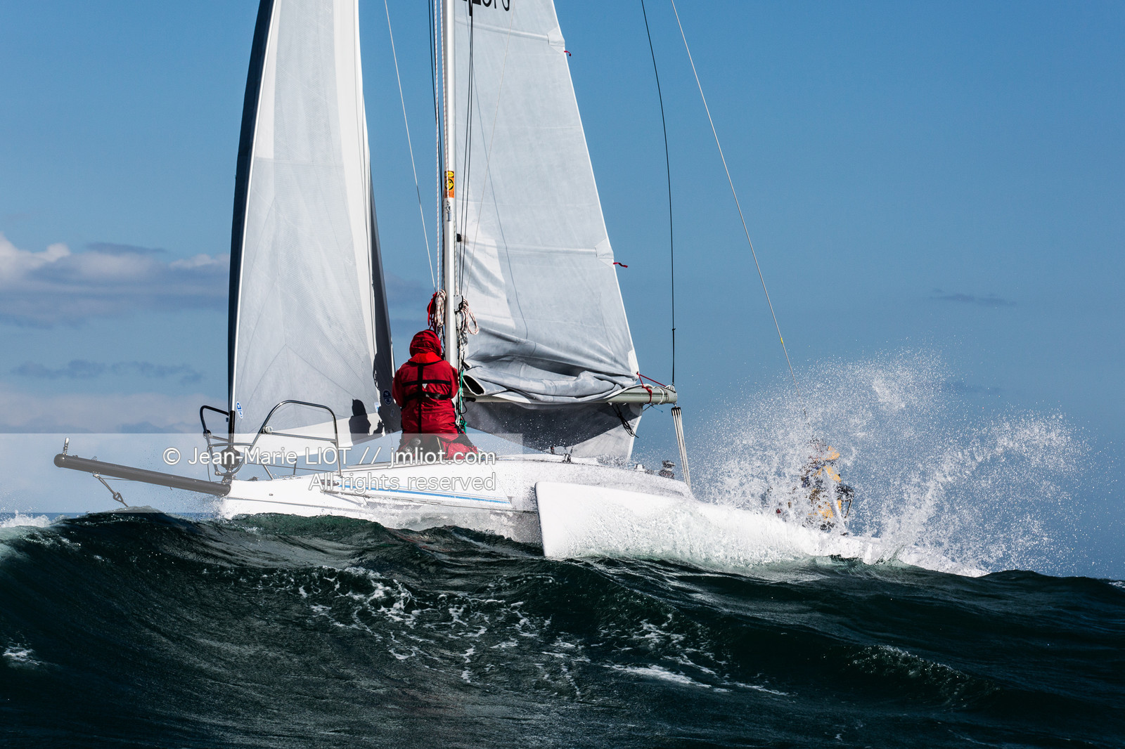 VOILE MAGAZINE - CORSAIR CRUZE 970
