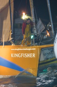 ARRIVEE ELLEN MACARTHUR - 2E