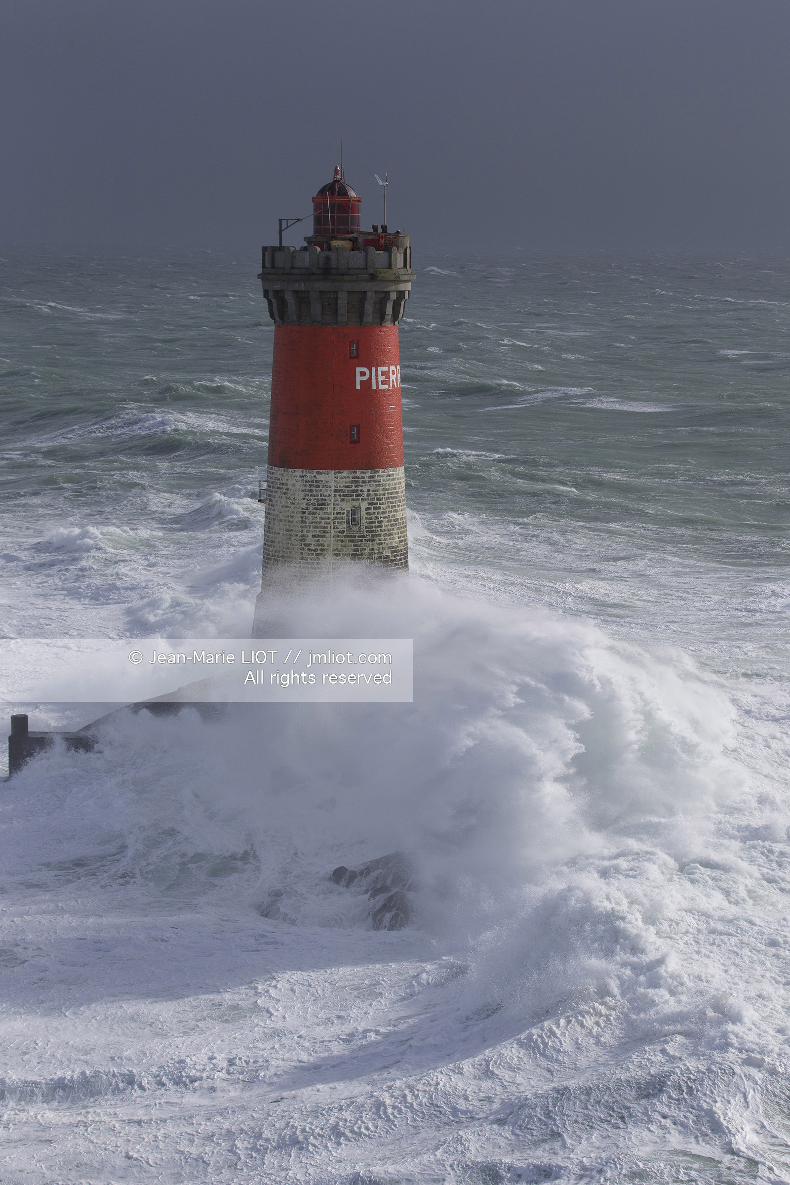 Les phares d'Iroise dans la tempête Ruth