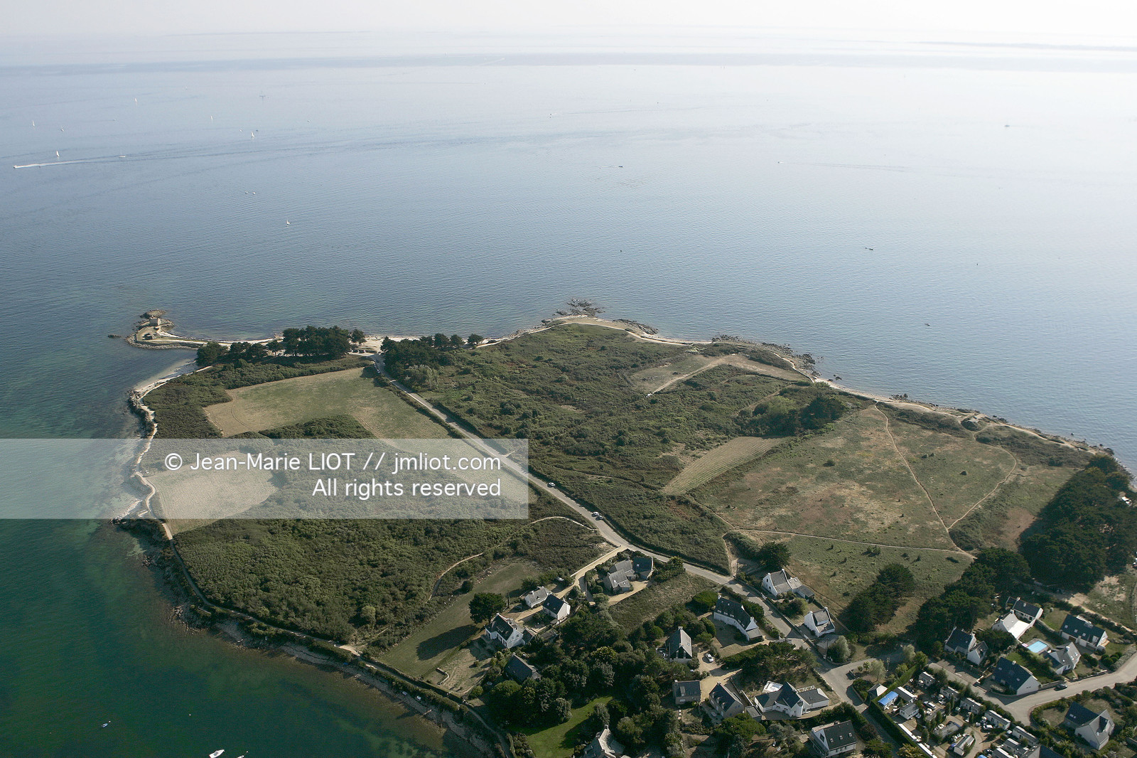 Vue aerienne de Saint-Philibert.© JEAN-MARIE LIOT.Aerial view of Saint-Philibert