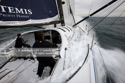 A BORD D'ARTEMIS AVEC SAM DAVIES ET SYDNEY GAVIGNET