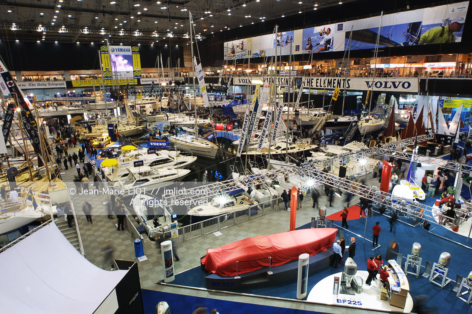LONDON BOAT SHOW 2002
