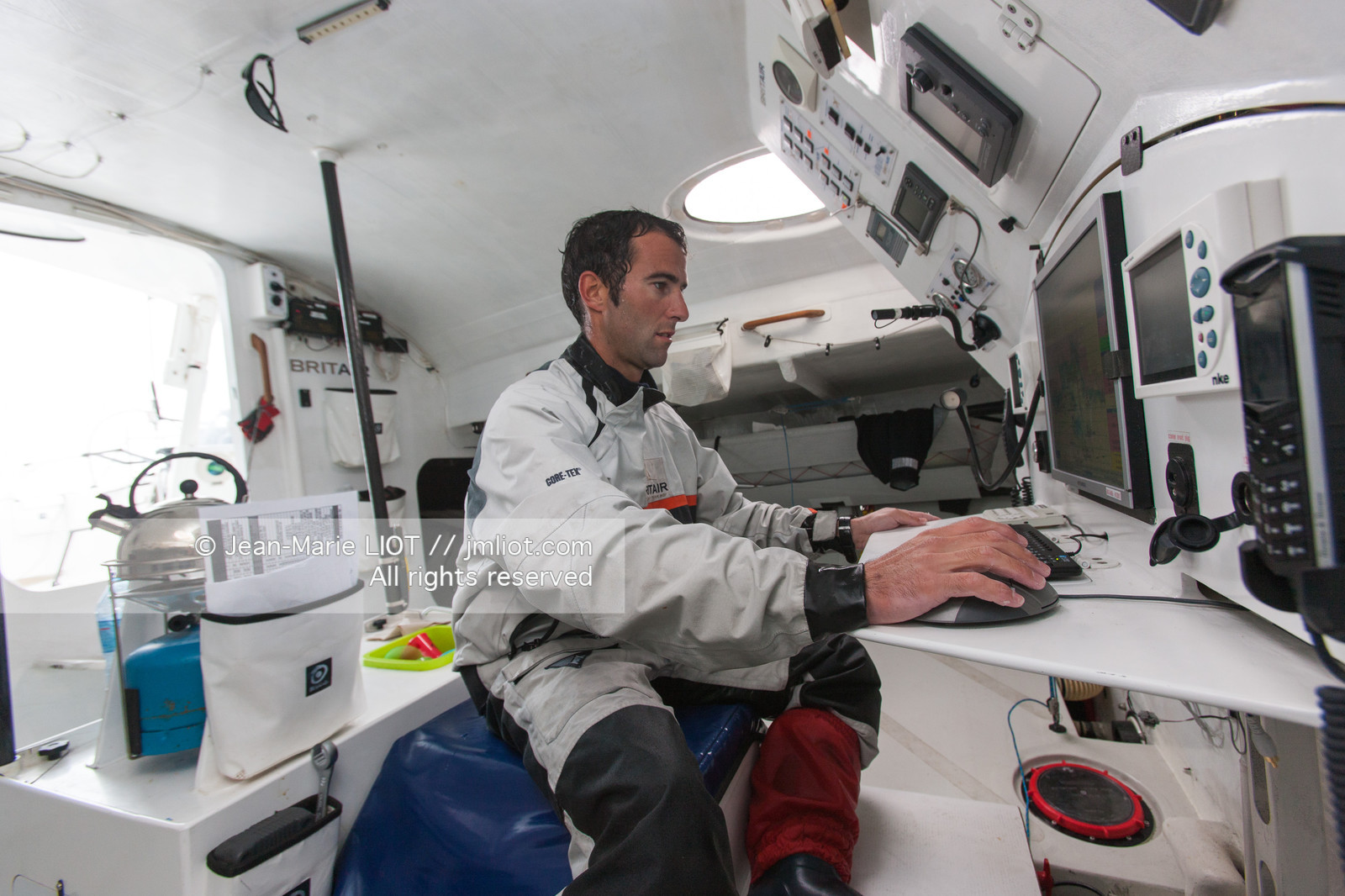 SAILING ARMEL LE CLEACH BRIT AIR IMOCA
