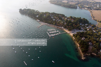 .Arradon, Gulf of Morbihan, aerial view of the marina. Photo © Jean-Marie Liot