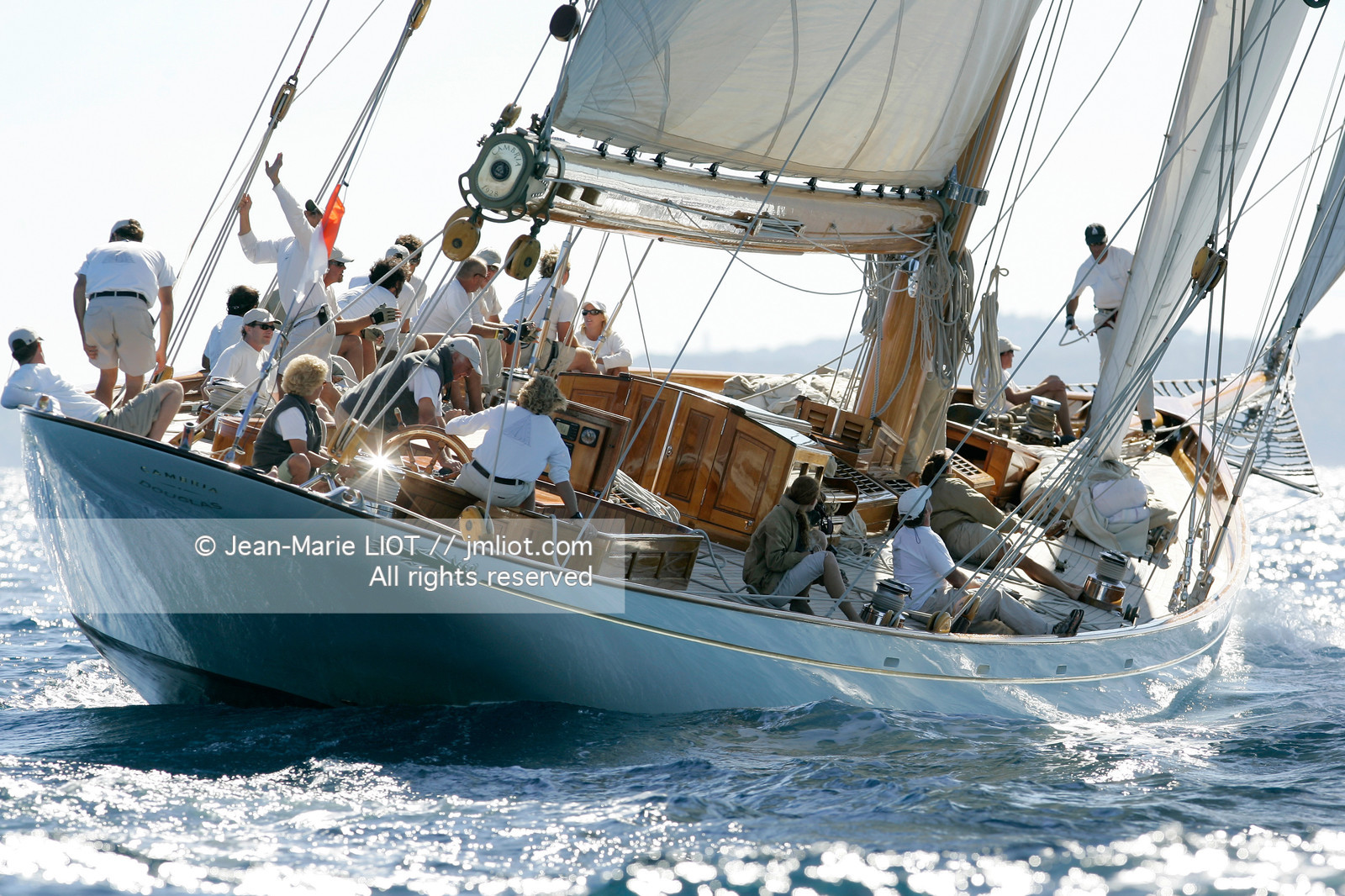 PHOTO ¬© JEAN-MARIE LIOT MENTION OBLIGATOIRE LES 5 ET 6 OCTOBRE 2006 LES VOILES DE SAINT-TROPEZ A BORD DE CAMBRIA