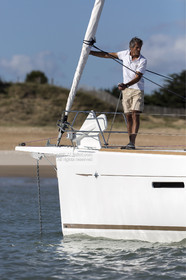 Ile de Ré, 23 09 2015, pour le chantier Jeanneau, le nouveau Jeanneau Sun Odyssey 419. Photo © Jean-Marie LIOT   Jeanneau