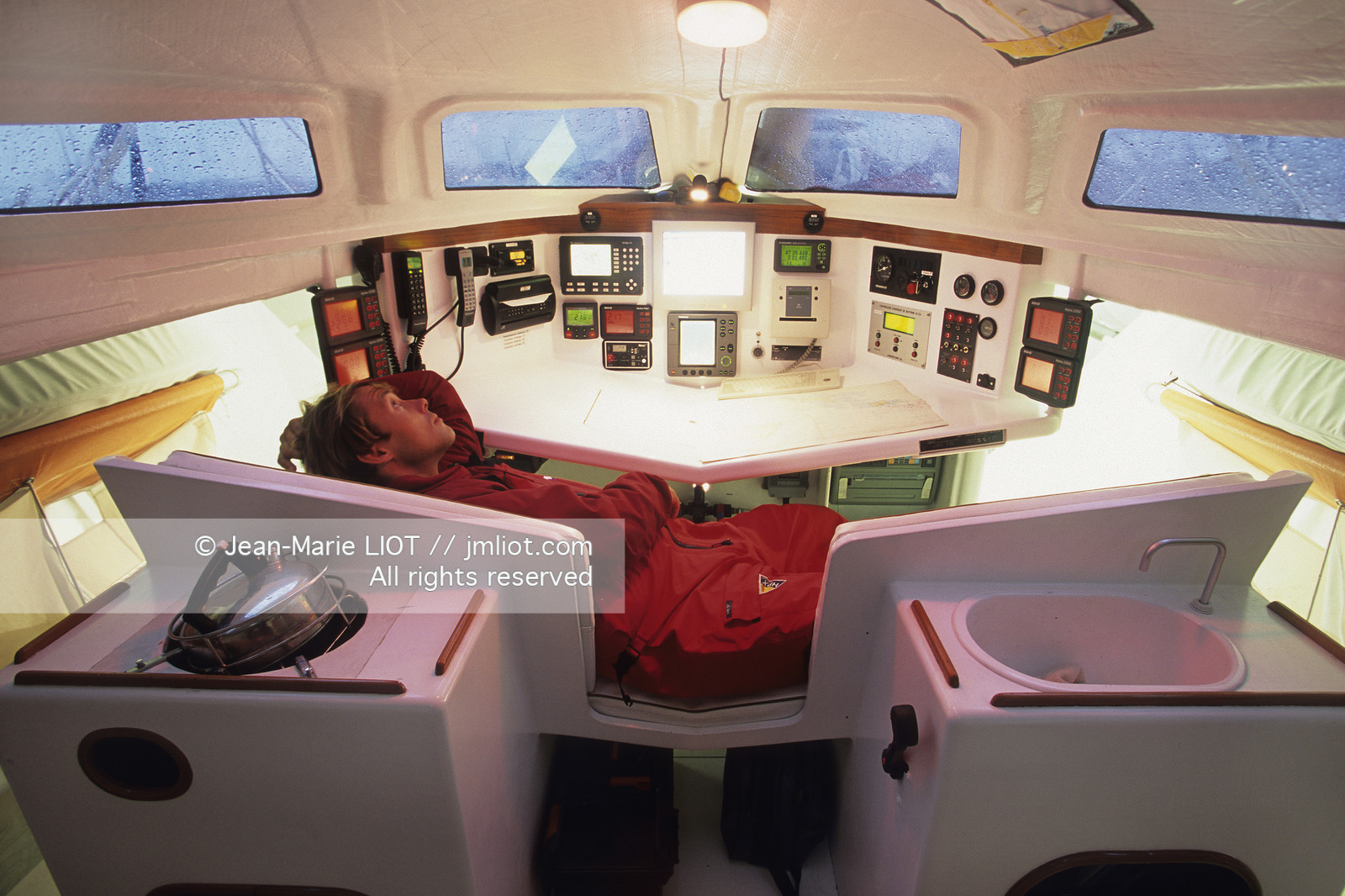 VENDEE GLOBE 2000-2001 - THOMAS COVILLE - SODEBO