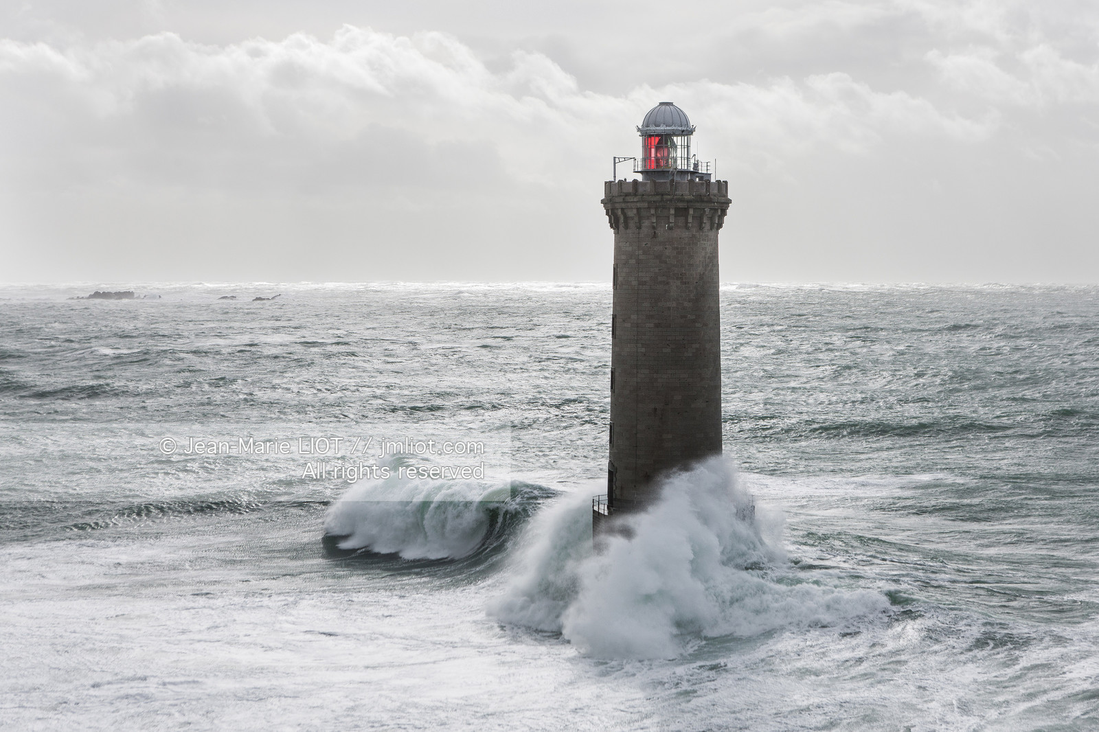 Les phares d'Iroise dans la tempête Ruth
