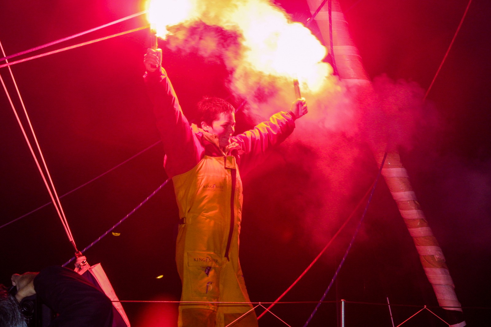 ARRIVEE ELLEN MACARTHUR - 2E