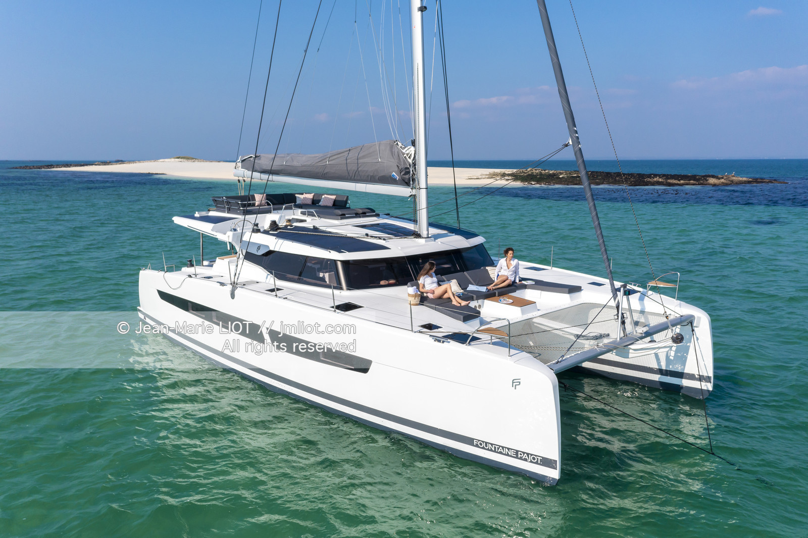 FOUTAINE PAJOT 2022 - AURA 51