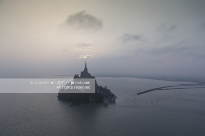LE MONT SAINT MICHEL - LA MAREE DU SIECLE