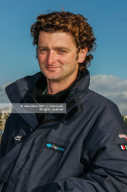 .Start Jules Verne Trophy maxi trimaran Geronimo, skipper Olivier de Kersauzon, on décember 28, 2004, Photo Jean-Marie LIOT - www.jmliot.com