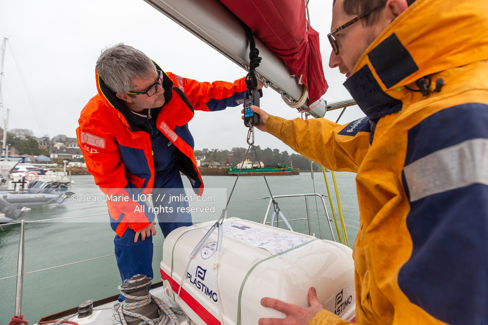 RADEAUX DE SURVIE - COMPARATIF