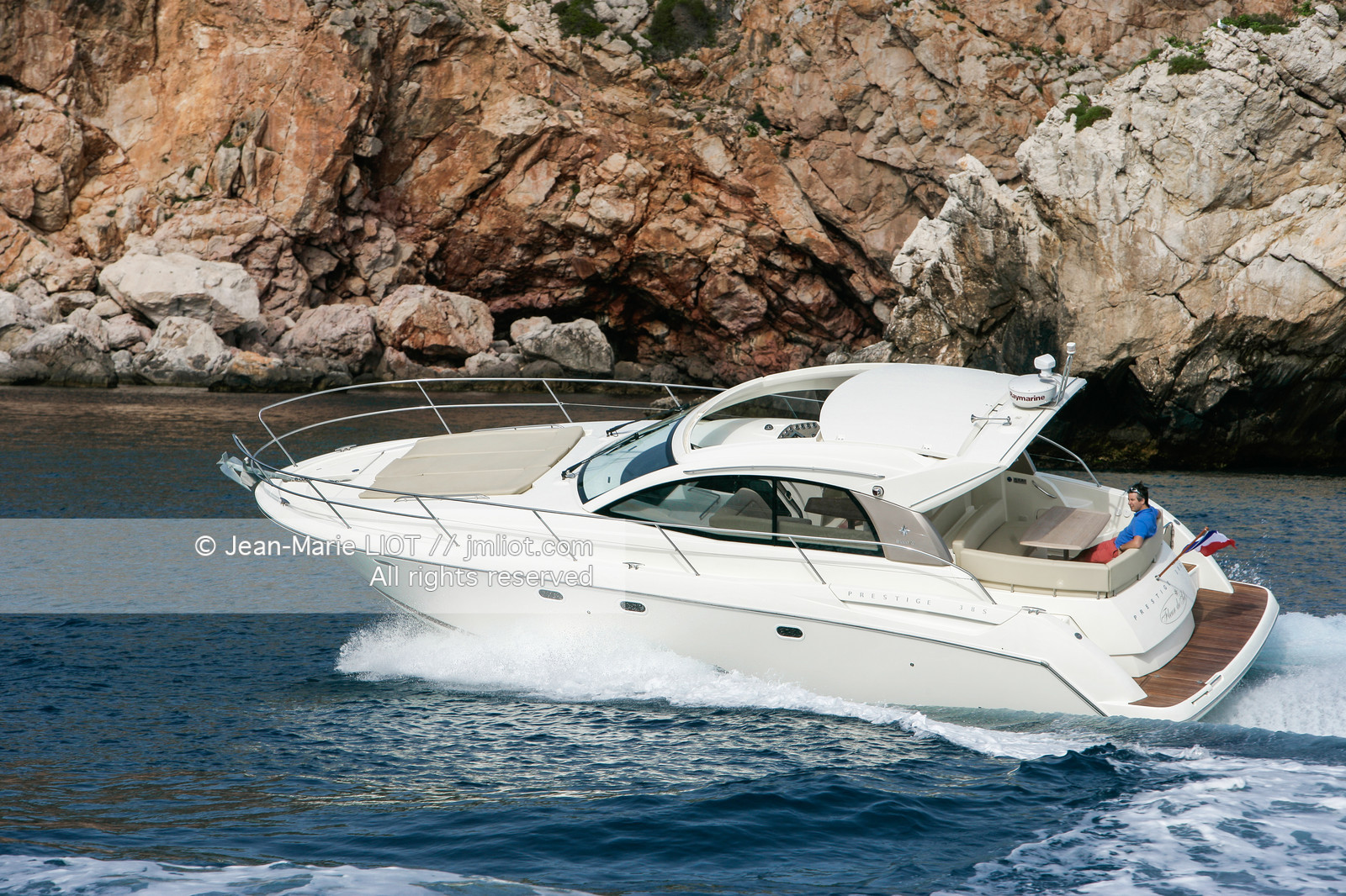 NEPTUNE-PRESTIGE 38S