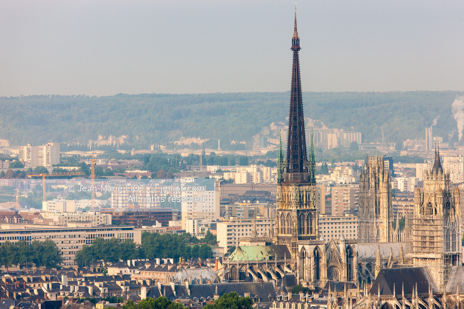 Rouen préfecture de la Normandie. Photo © Jean-Marie Liot.