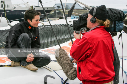 ELLE MACARTHUR - RECORD DU TOUR DU MONDE EN SOLITAIRE