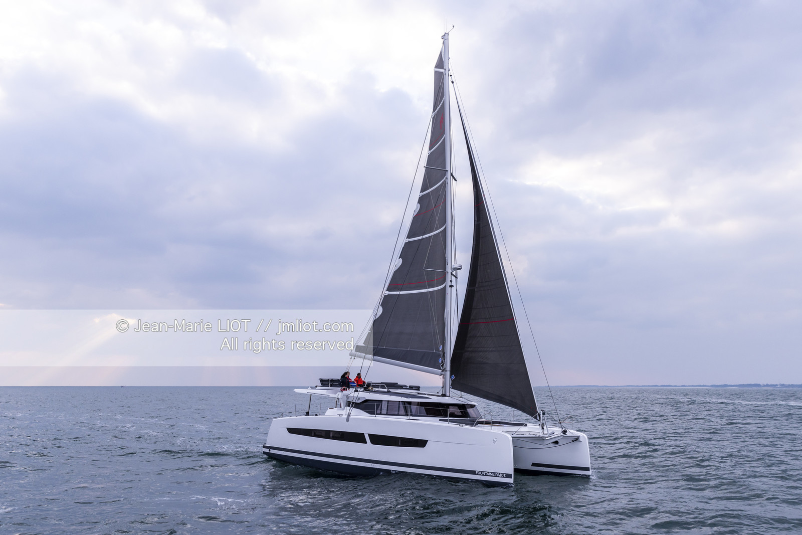 FOUTAINE PAJOT 2022 - AURA 51
