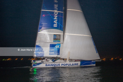 .Arrival in Imoca Banque Populaire Costa Rica on November 19, 2011. Skippers Armel Le Cleac'h and Christopher Pratt placed third in the Imocas category. Photo © Jean-marie Liot   DPPI