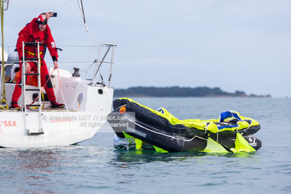 RADEAUX DE SURVIE - COMPARATIF