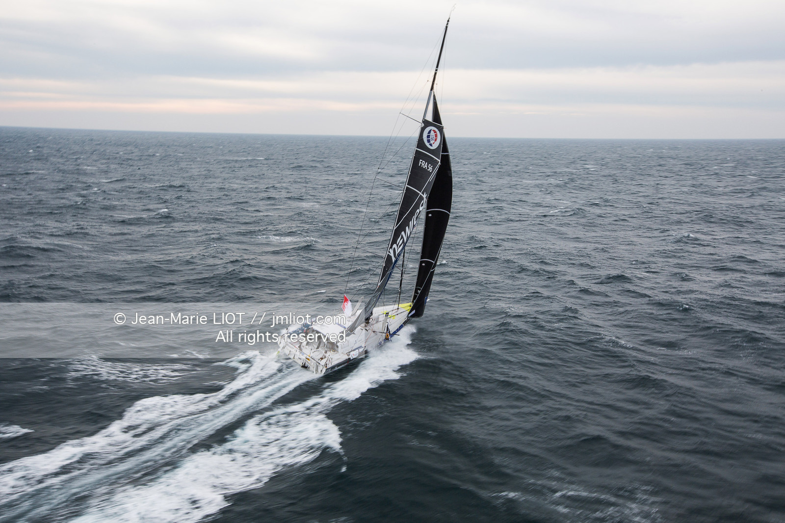 FABRICE AMEDEO - NEWREST-MATMUT - VENDEE GLOBE 2016-2017