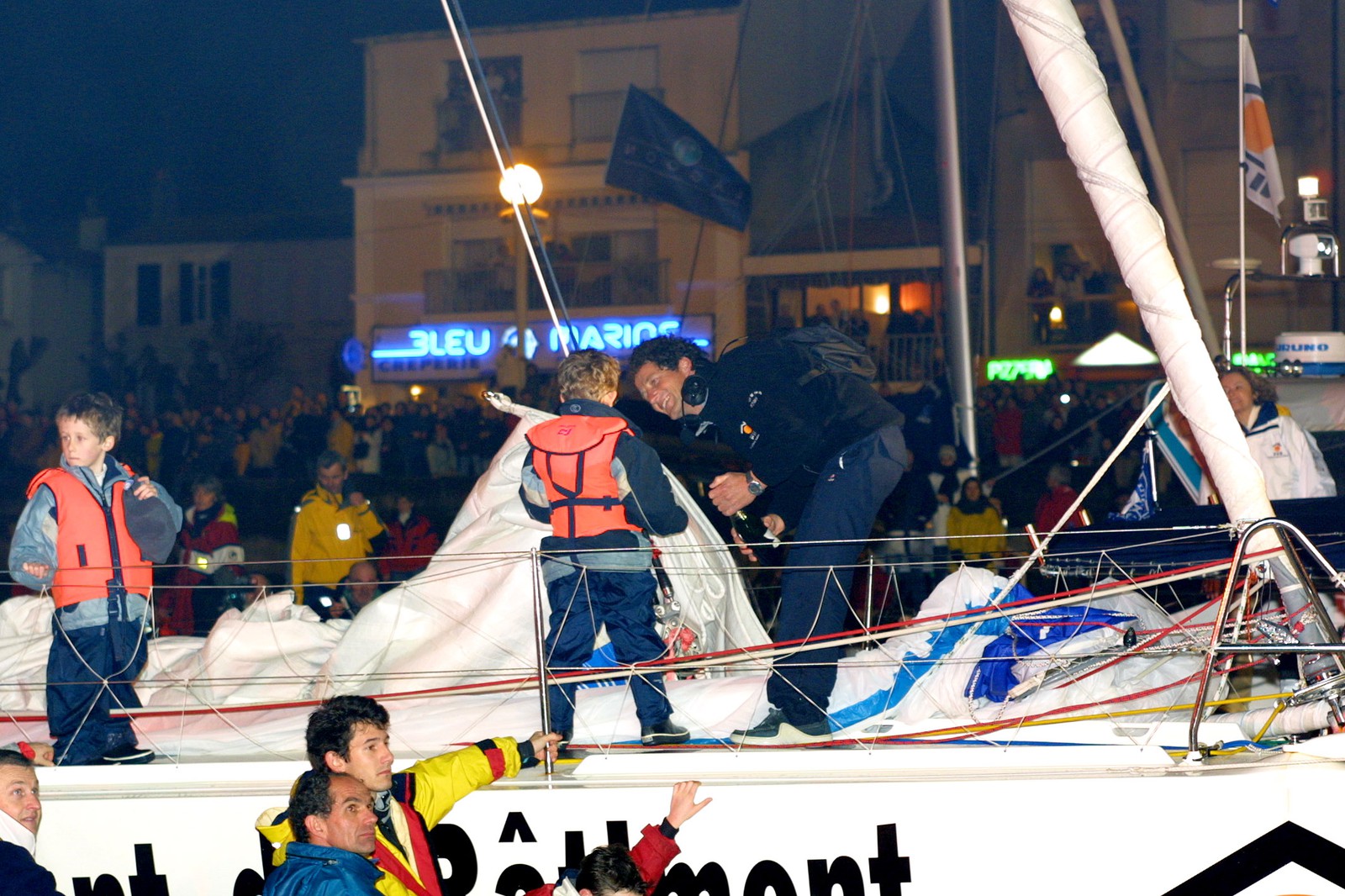 ARRIVEE MICHEL DESJOYEAUX VAINQUEUR