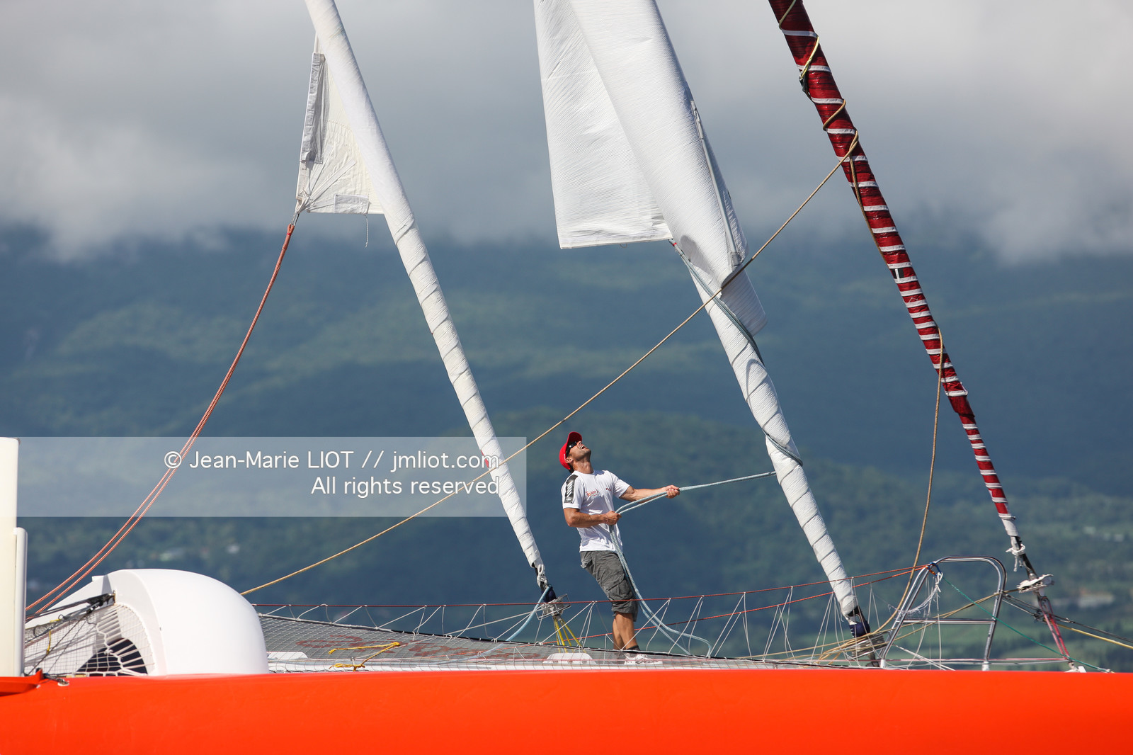 ROUTE DU RHUM 2010 - MAXI TRIMARAN SODEBO - THOMAS COVILLE