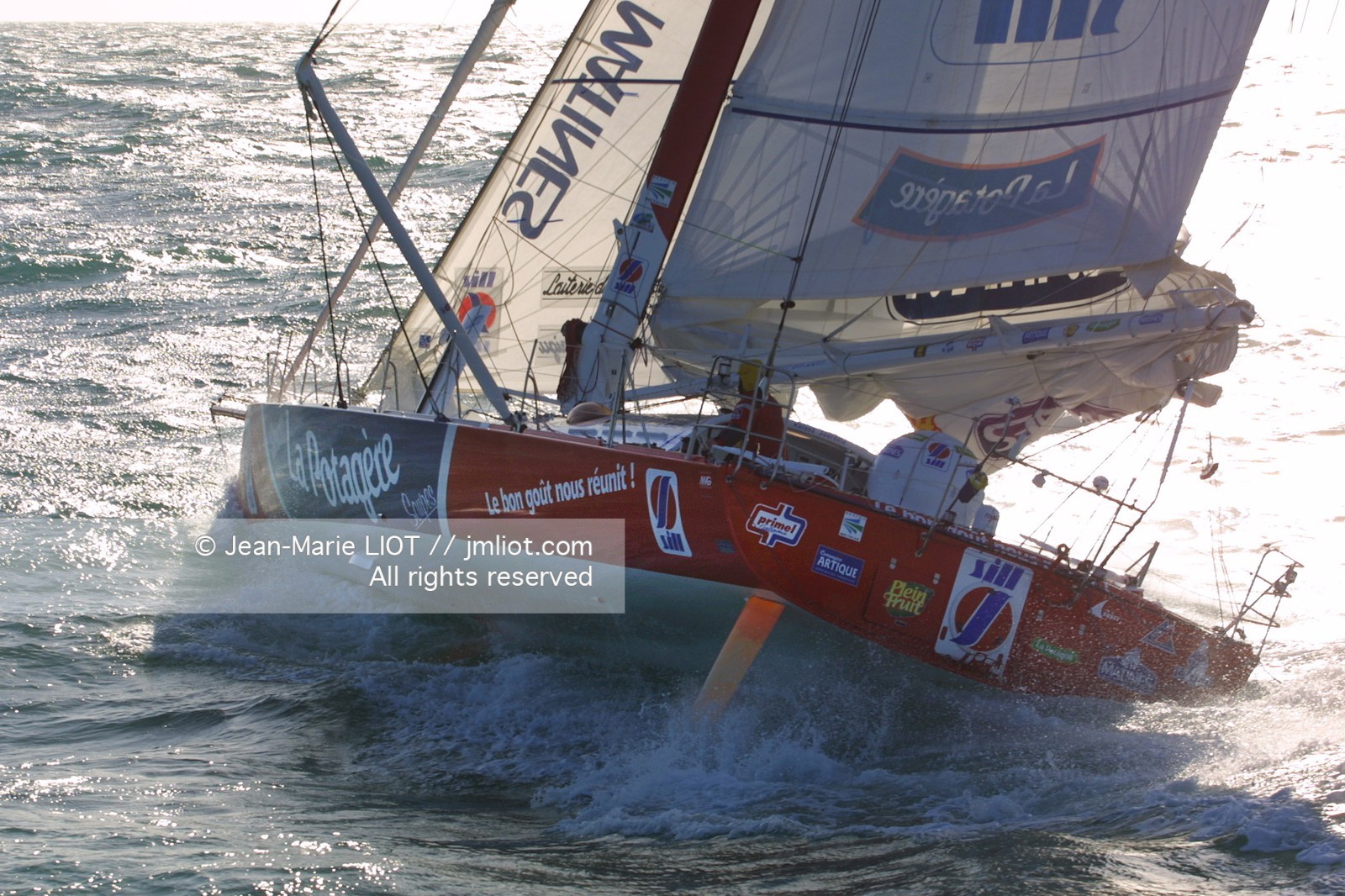VENDEE GLOBE 2001- ARRIVEE ROLAND JOURDAIN
