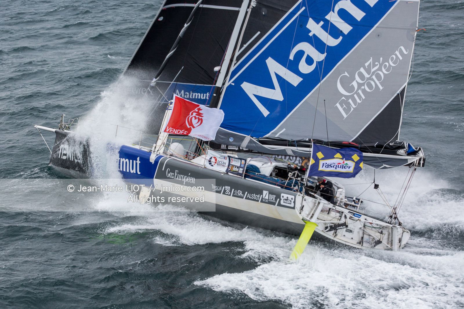 FABRICE AMEDEO - NEWREST-MATMUT - VENDEE GLOBE 2016-2017