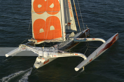 ELLEN MACARTHUR - MAXI TRIMARAN