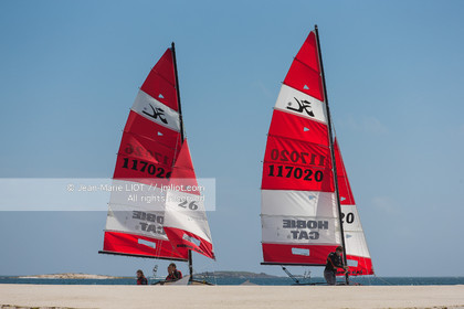 VOILES ET VOILIERS - ECOLE DE VOILE DES GLENANS