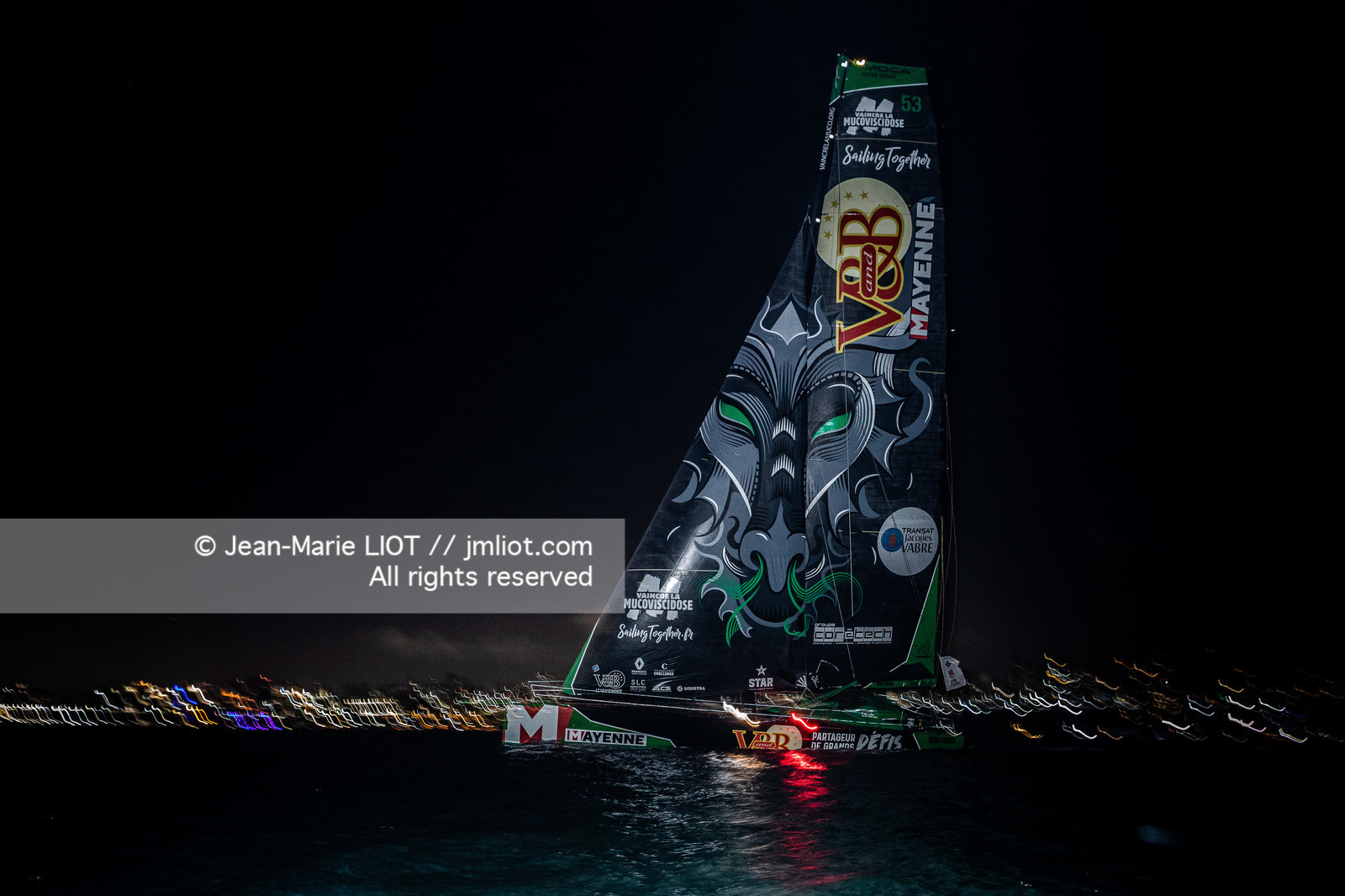 Transat Jacques Vabre 2019, arrivée à Salvador de Bahia, de Maxime Sorel et Guillaume Le Brec à bord de l'Imoca V and B le 12 novembre 2019.Photo © Jean-Marie Liot   AleA.