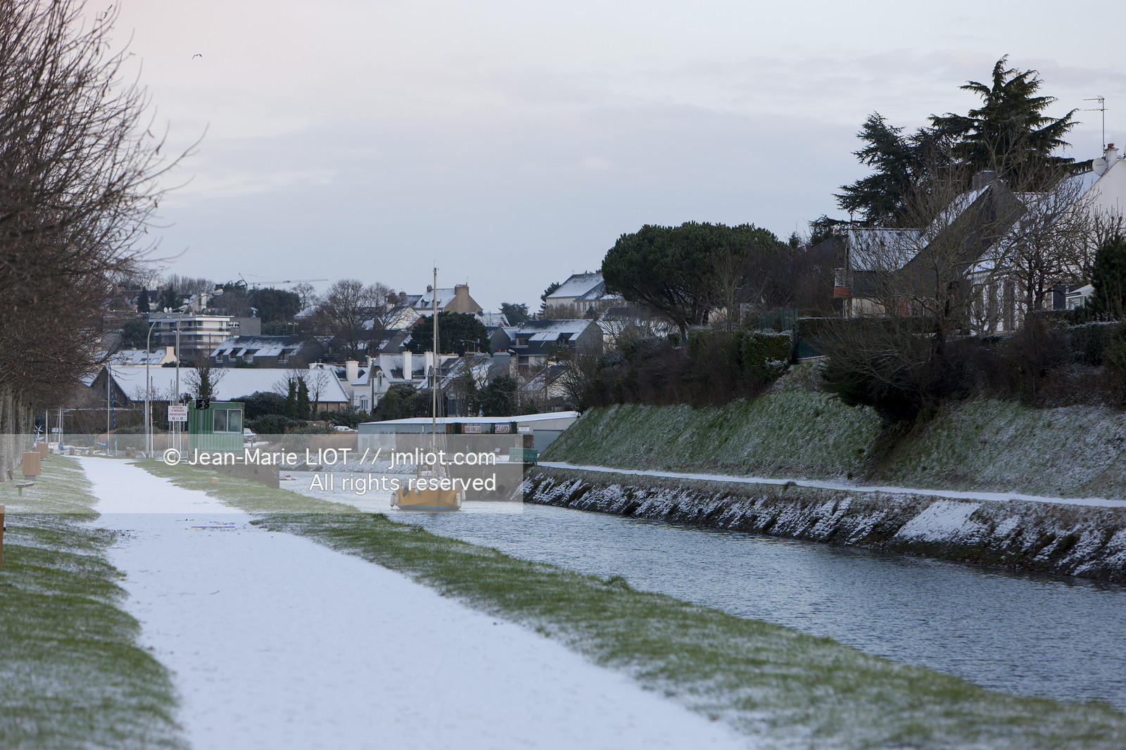 VANNES- MORBIHAN SOUS LA NEIGE.PHOTO © JEAN-MARIE LIOT
