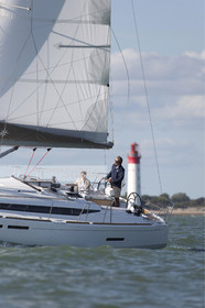 Ile de Ré, 23 09 2015, pour le chantier Jeanneau, le nouveau Jeanneau Sun Odyssey 419. Photo © Jean-Marie LIOT   Jeanneau