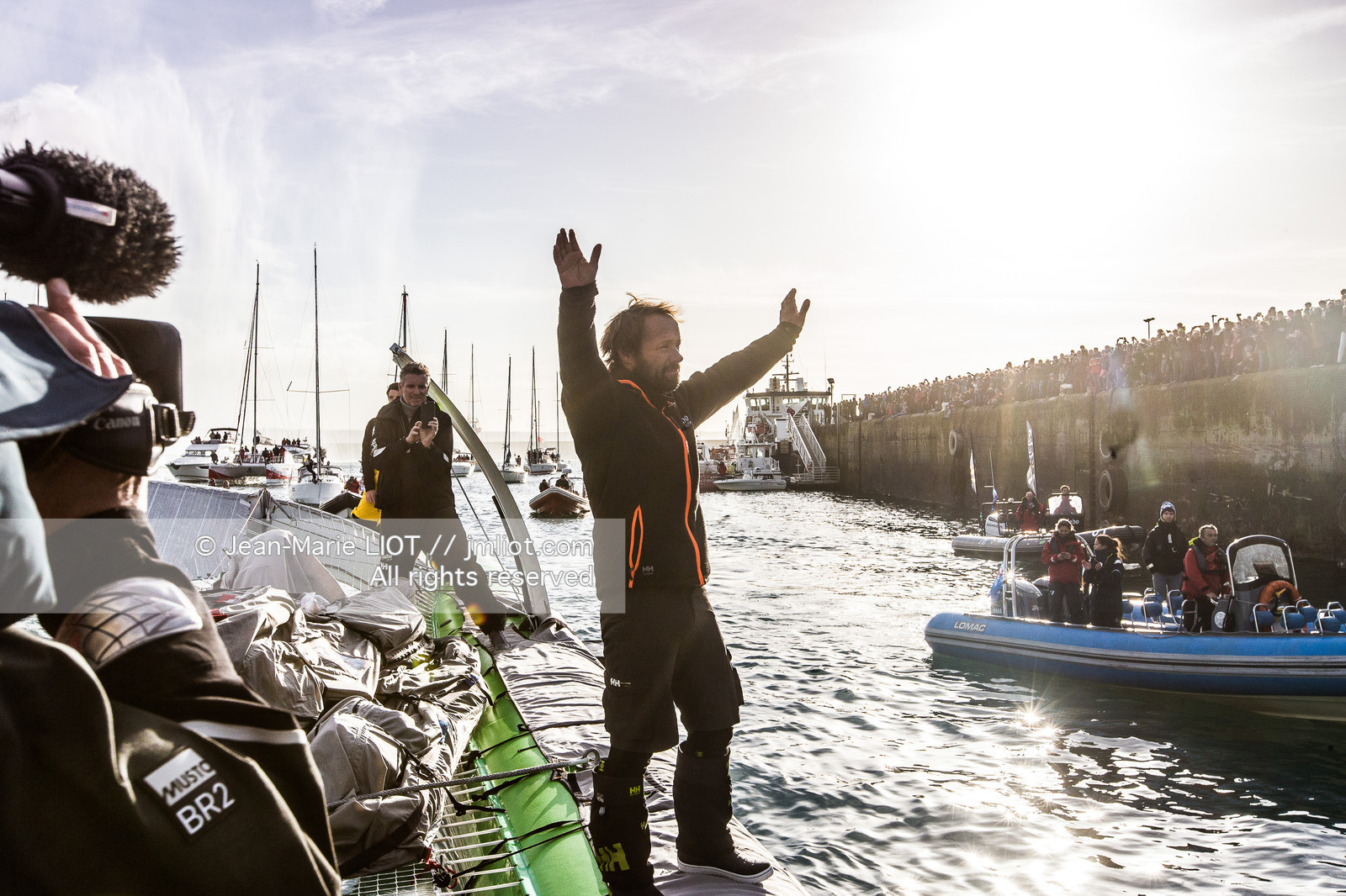THOMAS COVILLE - RECORD AUTOUR DU MONDE EN MULTICOQUE EN SOLITAIRE 2016