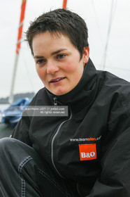 ELLE MACARTHUR - RECORD DU TOUR DU MONDE EN SOLITAIRE