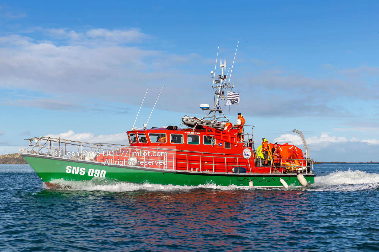 RADEAUX DE SURVIE - COMPARATIF