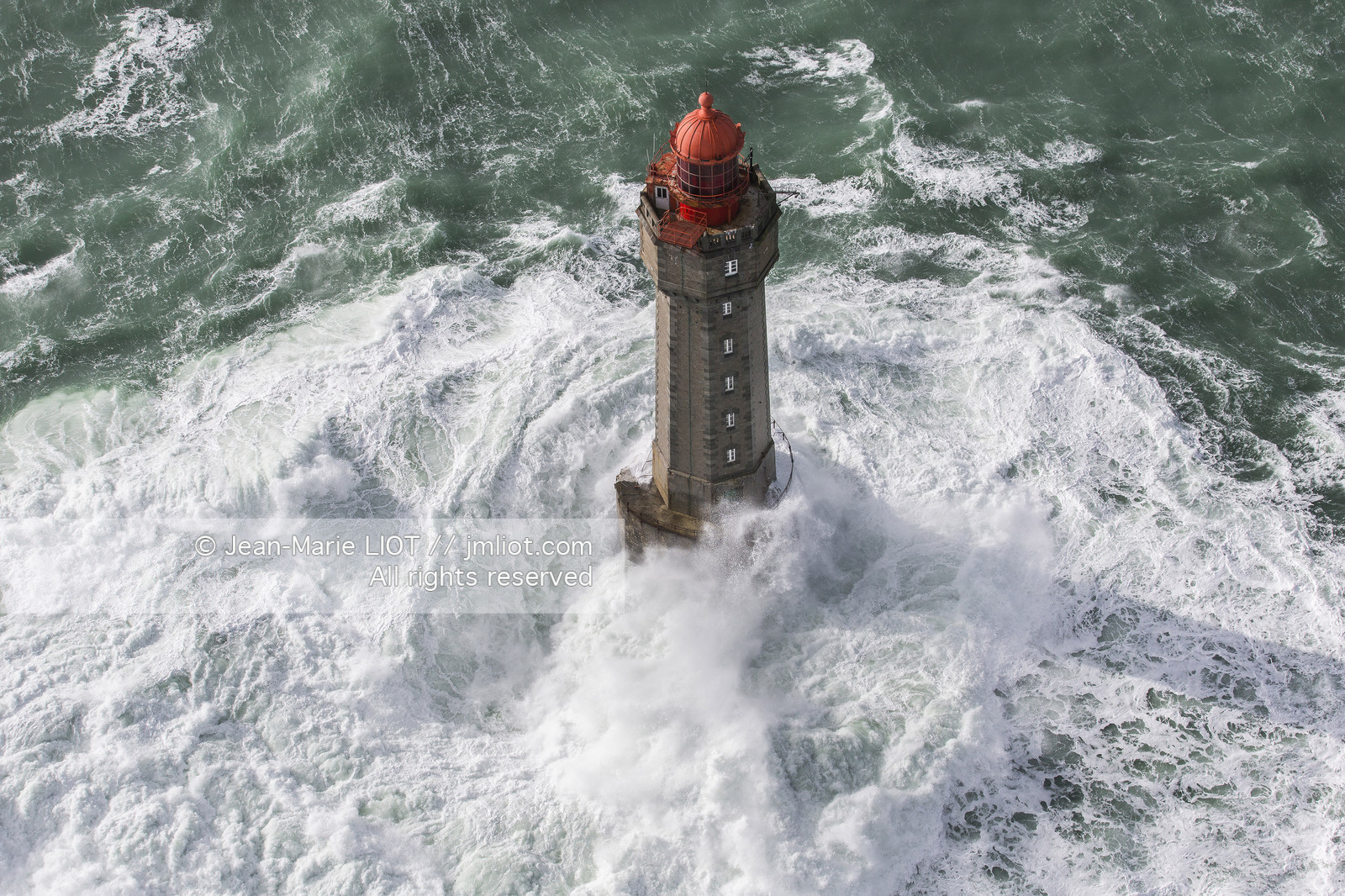 Les phares d'Iroise dans la tempête Ruth