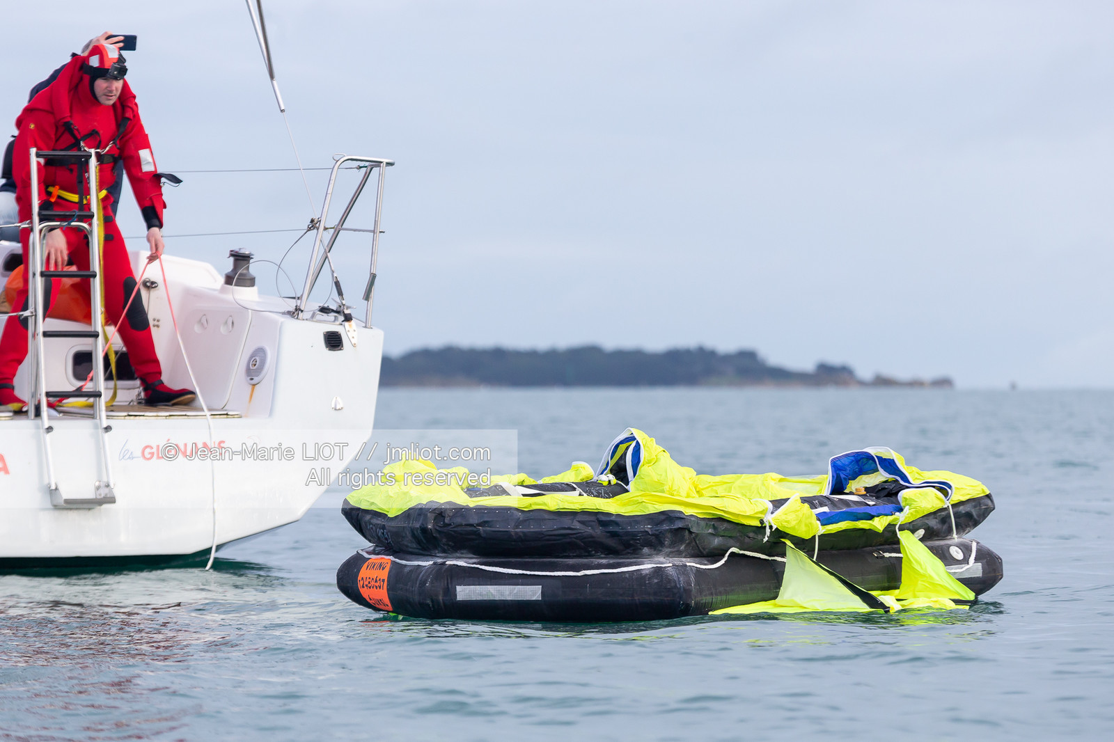 RADEAUX DE SURVIE - COMPARATIF