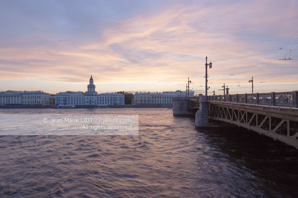 .Russia, Saint Petersburg, listed as World Heritage by UNESCO, Ermitage Museum and during the Nuits Blanches events (Sleepless Nights)