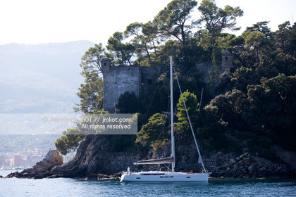 CHANTIER JEANNEAU 2011